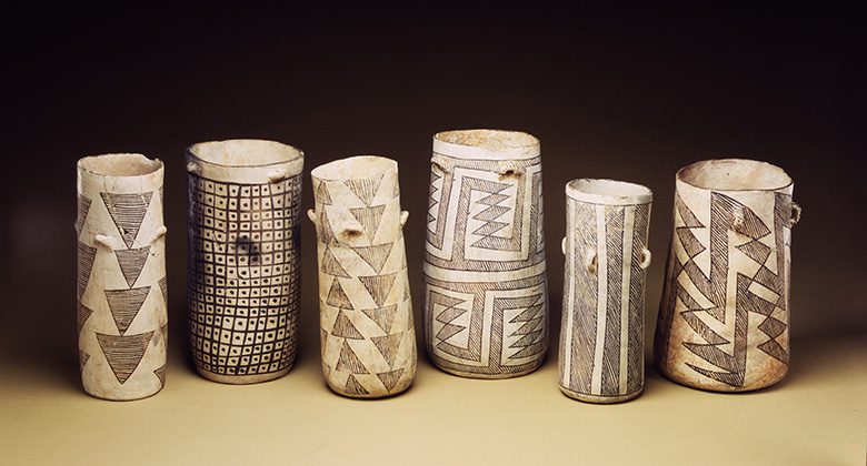 Jars from New Mexico that show traces of chocolate